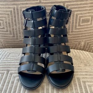 NWT Black Vince Camuto Block Heel Gladiator Sandal
